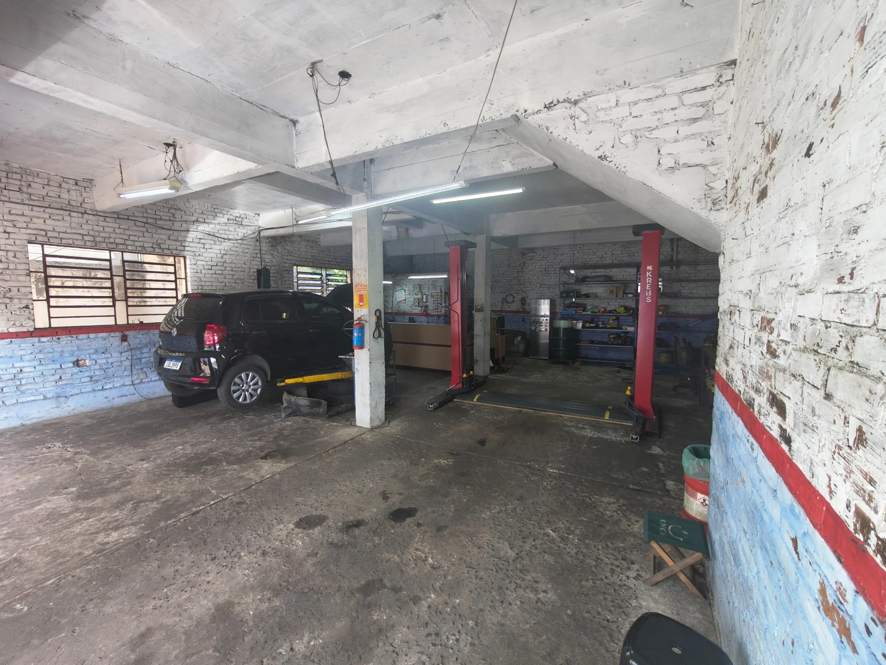 Equipamentos e ambiente reais da Oficina Roberto